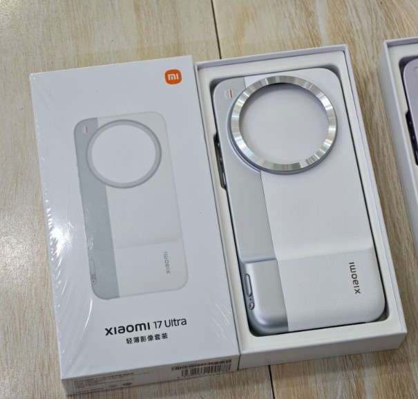 Оригинальный комплект для фото – обзор и цена Photography Kit Xiaomi 17 Ultra